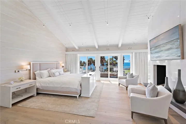 450 Cliff Drive, Laguna Beach, California 92651