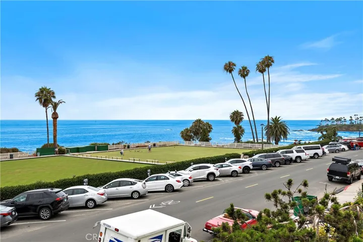 450 Cliff Drive, Laguna Beach, California 92651