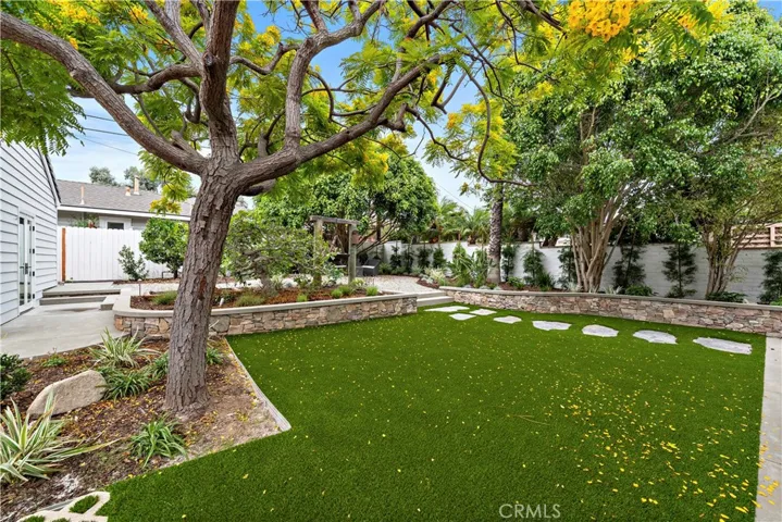450 Cliff Drive, Laguna Beach, California 92651