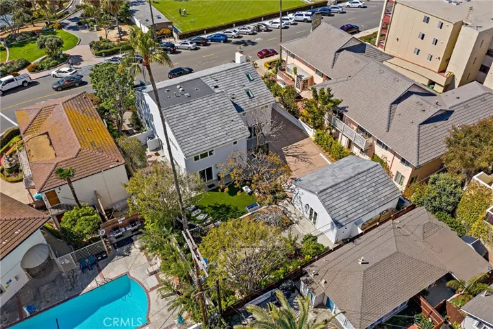 450 Cliff Drive, Laguna Beach, California 92651