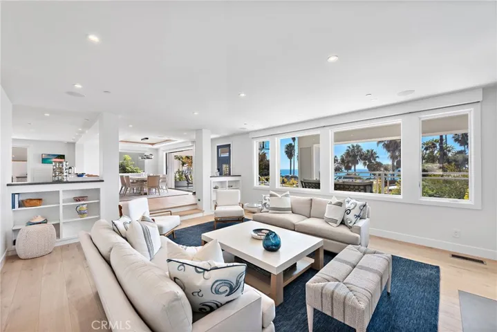 450 Cliff Drive, Laguna Beach, California 92651