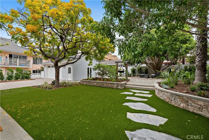 450 Cliff Drive, Laguna Beach, California 92651