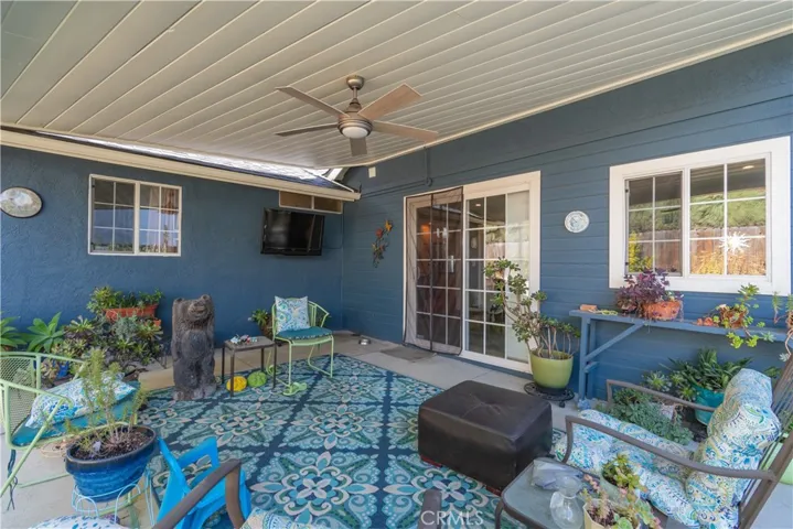 Entertaining Covered Patio