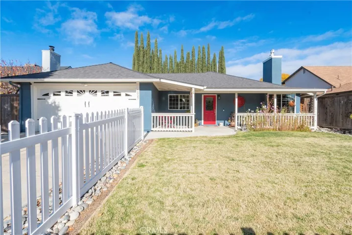 Inviting Front Yard