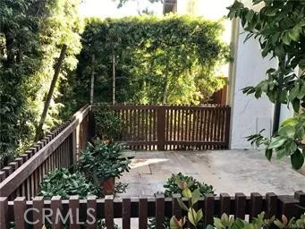 429 S Broadway, Redondo Beach, California 90277
