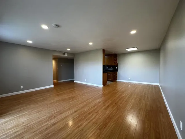 308 Torino Drive 5, San Carlos, California 94070