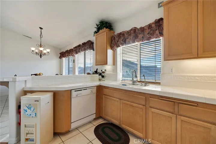 2421 Ellen Lane, Santa Maria, California 93455