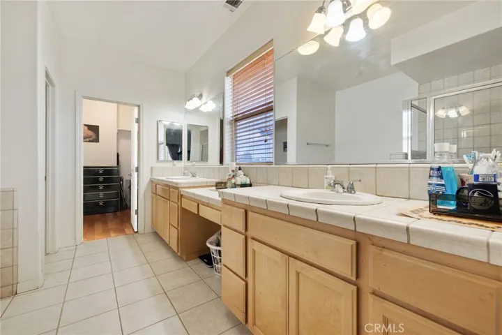 2421 Ellen Lane, Santa Maria, California 93455