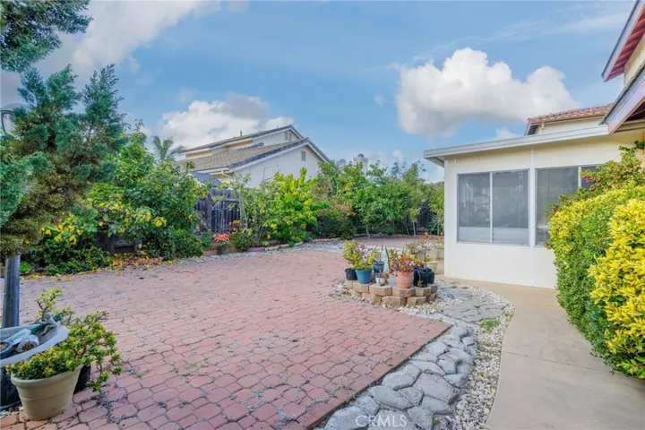 2421 Ellen Lane, Santa Maria, California 93455