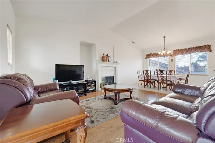 2421 Ellen Lane, Santa Maria, California 93455