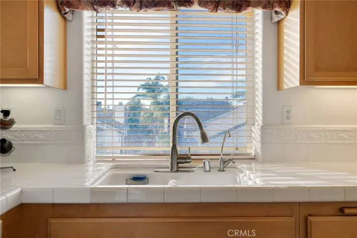 2421 Ellen Lane, Santa Maria, California 93455