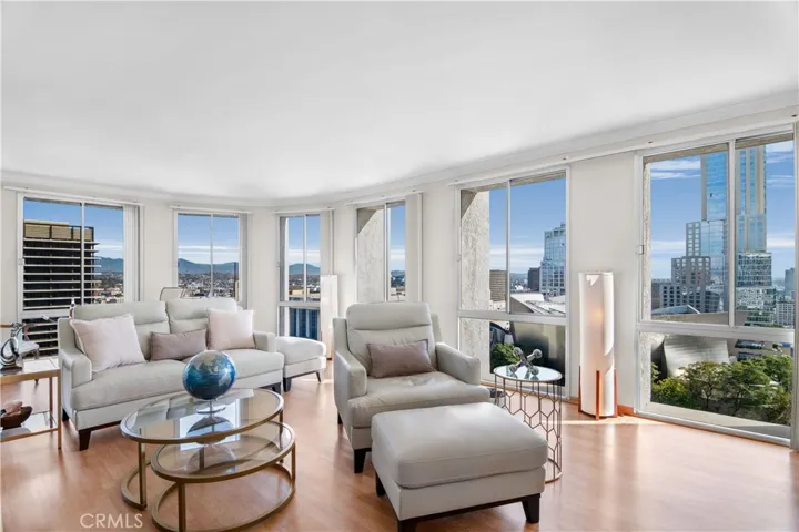 Prime location within the building and panoramic city views from every angle