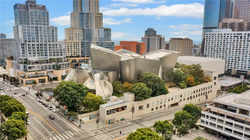 Views of the iconic Walt Disney Concert Hall