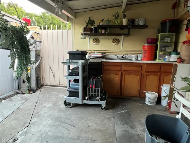 6816 Cerritos Avenue, Long Beach, California 90805