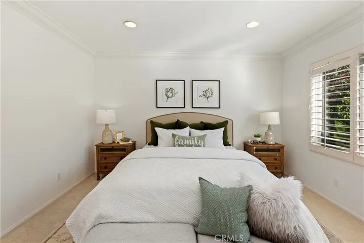 10 Hallwood, Irvine, California 92602