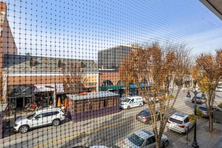 1419 Burlingame Avenue R, Burlingame, California 94010