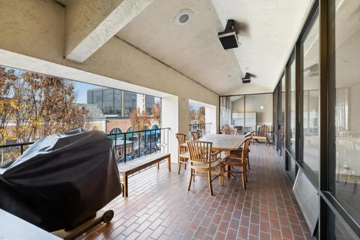 1419 Burlingame Avenue R, Burlingame, California 94010