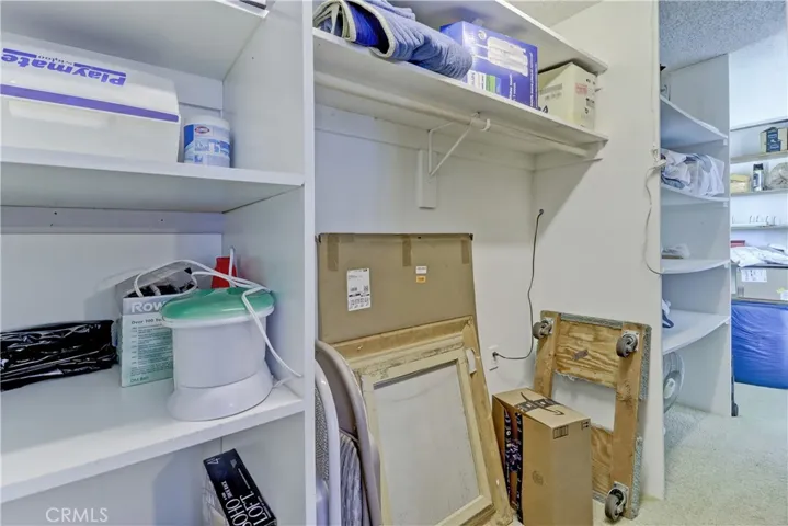 LIVING ROOM STORAGE