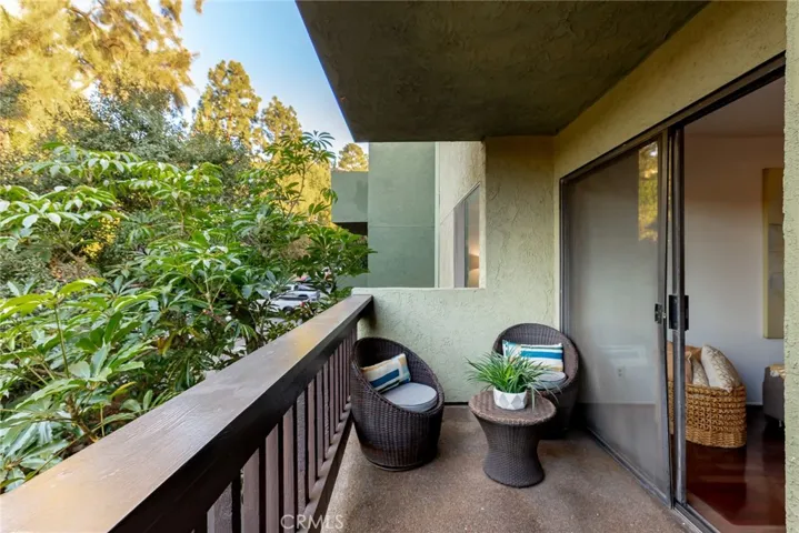 2018 Griffith Park Boulevard 216, Los Angeles, California 90039