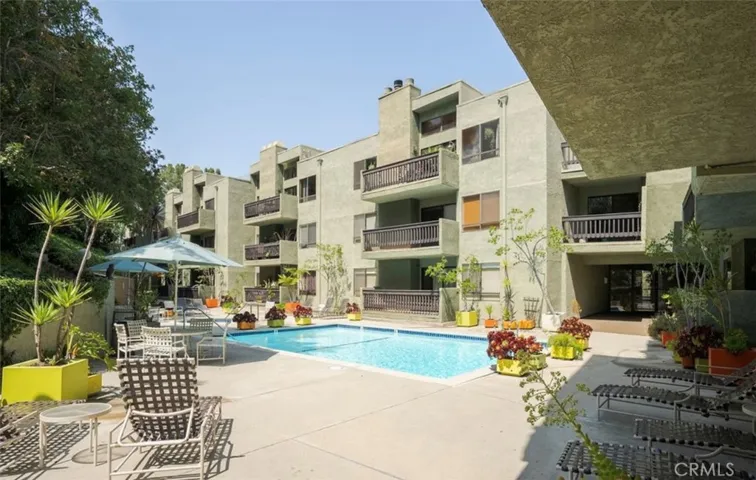 2018 Griffith Park Boulevard 216, Los Angeles, California 90039