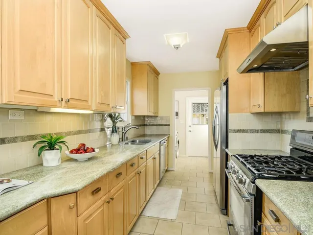 4734 Miracle Dr, San Diego, California 92115