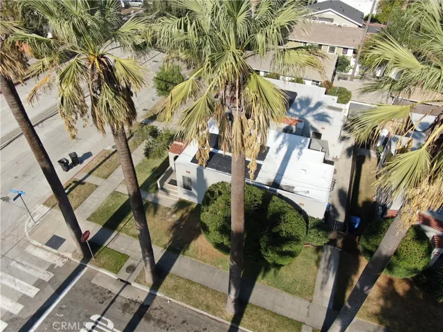 700 N Towne Avenue, Pomona, California 91767