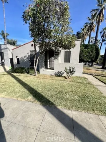 700 N Towne Avenue, Pomona, California 91767