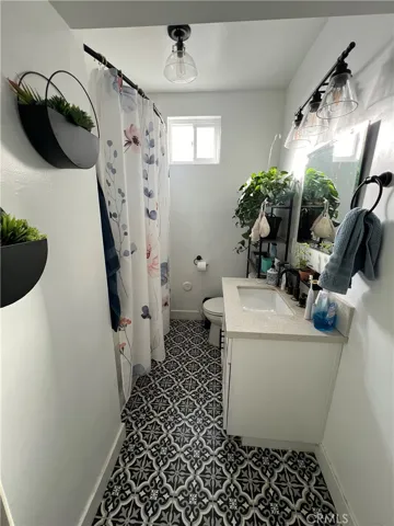 757 Redondo Avenue, Long Beach, California 90804
