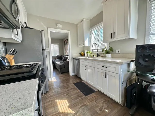 757 Redondo Avenue, Long Beach, California 90804
