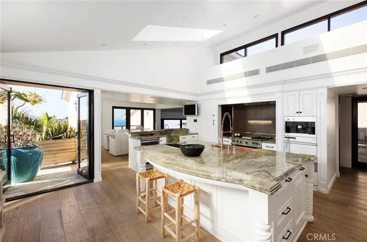 Kitchen Island with deck