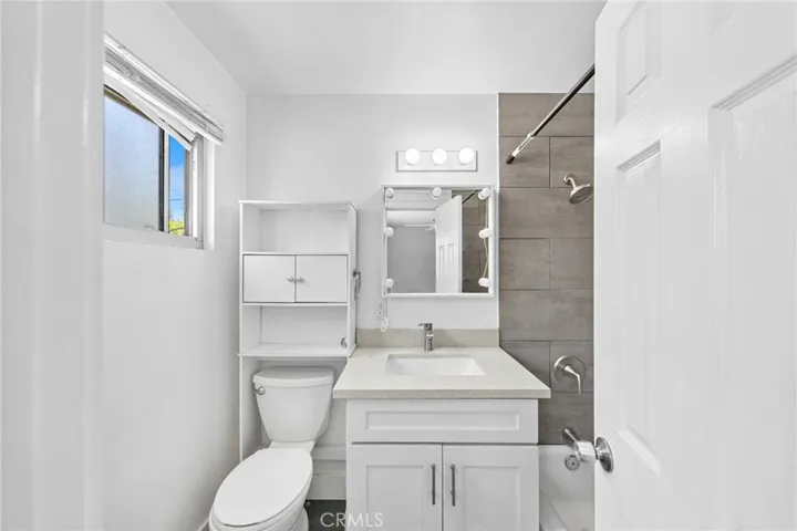1024 Loma Avenue, Long Beach, California 90804