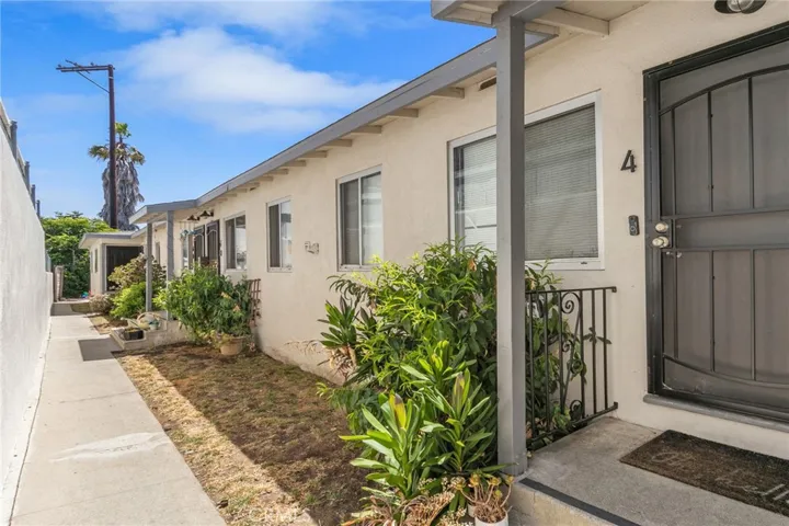 1024 Loma Avenue, Long Beach, California 90804