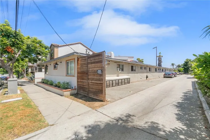 1024 Loma Avenue, Long Beach, California 90804