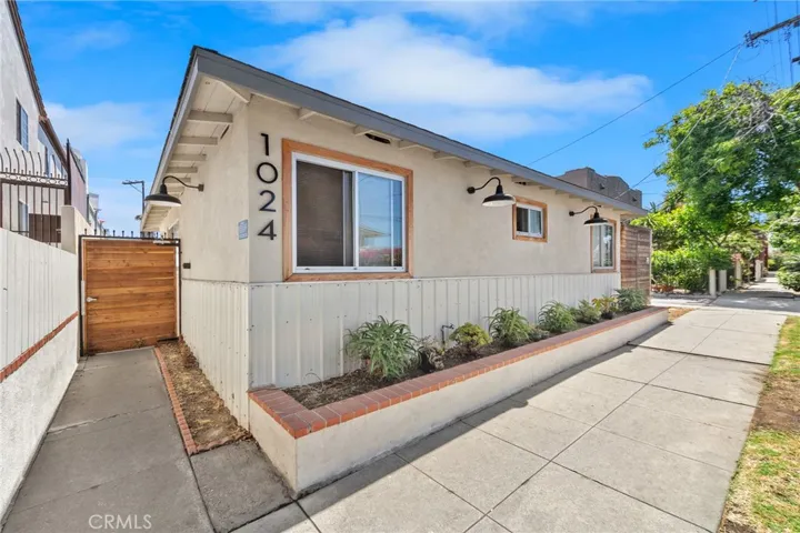 1024 Loma Avenue, Long Beach, California 90804