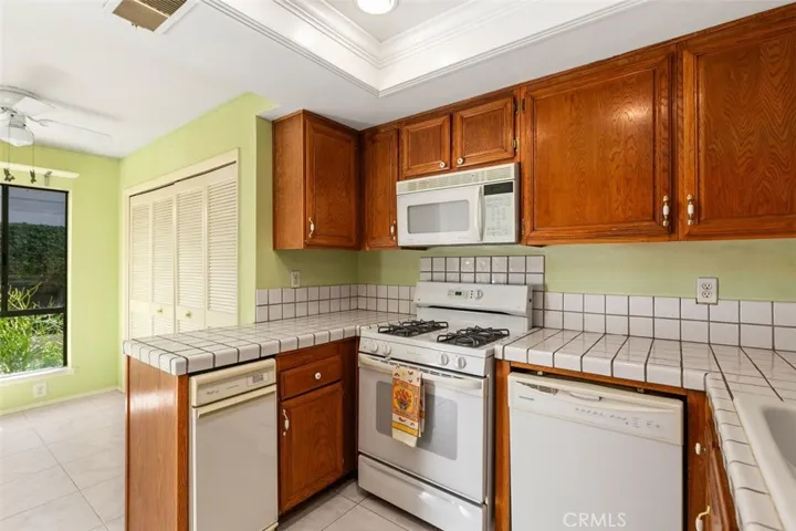 26821 Poveda 17, Mission Viejo, California 92691