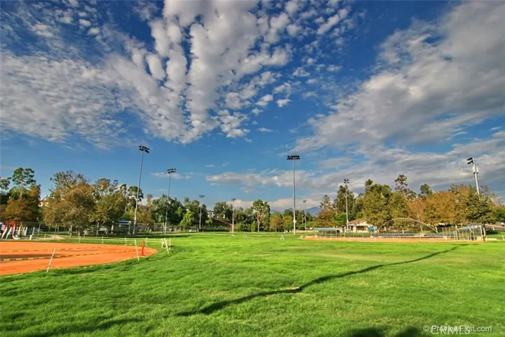 26821 Poveda 17, Mission Viejo, California 92691