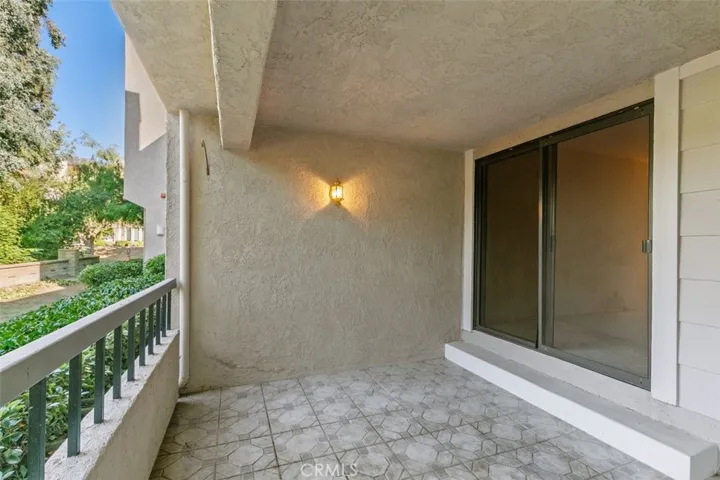 OUTDOOR PATIO
