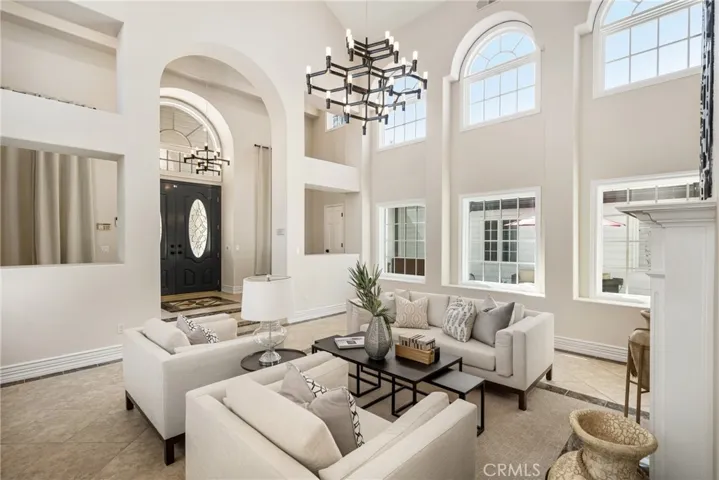 4501 E Cerro Vista Drive, Anaheim Hills, California 92807