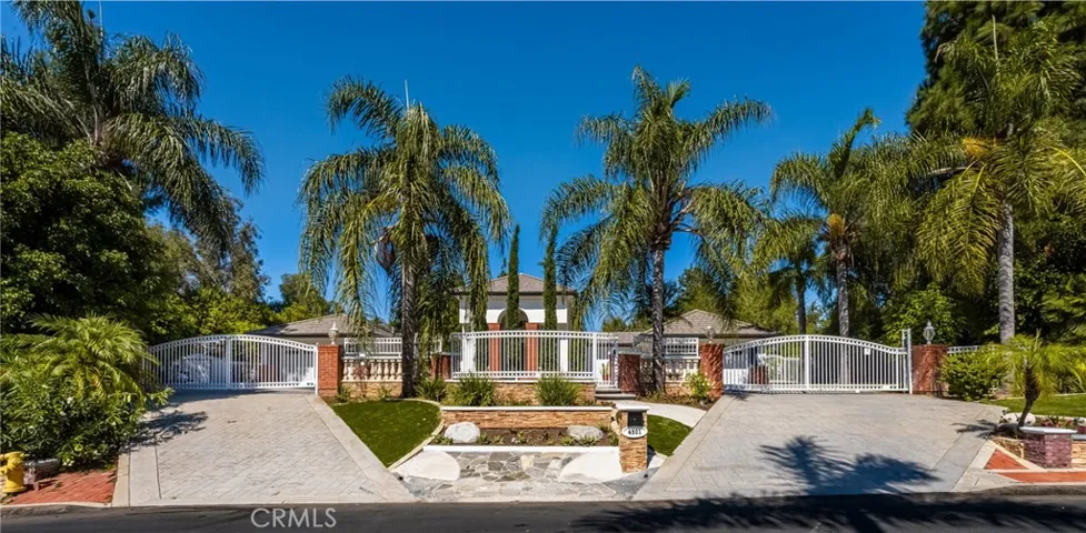 4501 E Cerro Vista Drive, Anaheim Hills, California 92807