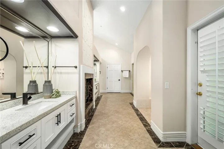 4501 E Cerro Vista Drive, Anaheim Hills, California 92807