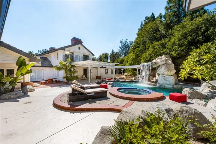 4501 E Cerro Vista Drive, Anaheim Hills, California 92807