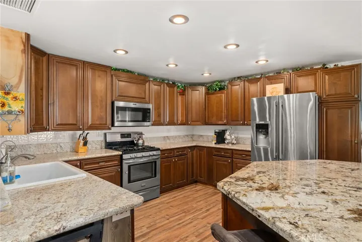 24921 Muirlands Boulevard Unit 16, Lake Forest, California 92630