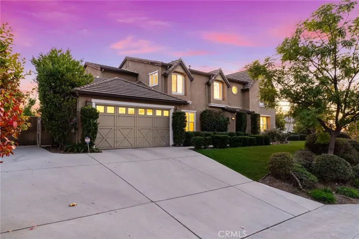 10760 Meadow Ridge Street, Shadow Hills, California 91040