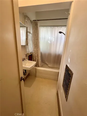 513 N Palm Avenue, Alhambra, California 91801