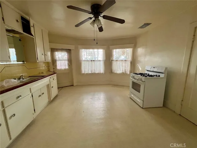513 N Palm Avenue, Alhambra, California 91801