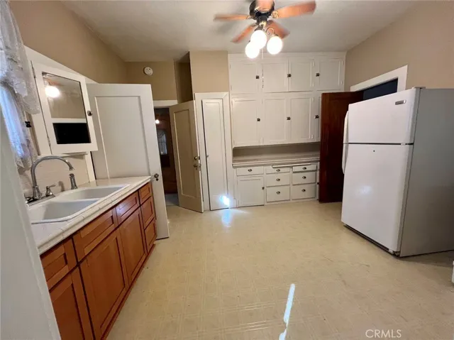 513 N Palm Avenue, Alhambra, California 91801