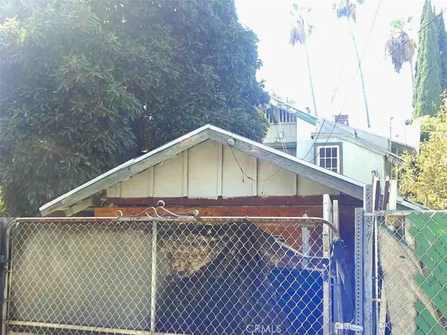 108 S Dillon Street, Los Angeles, California 90057