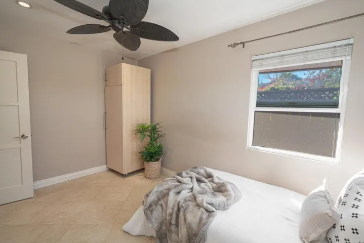 353 Lado De Loma Drive, Vista, California 92083