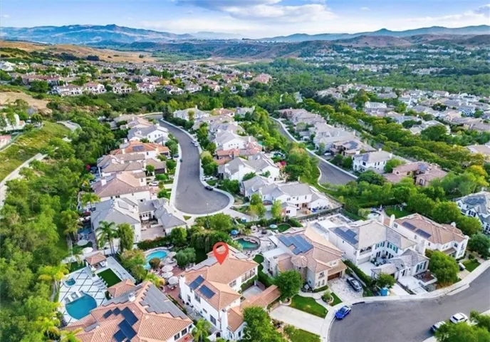 14 Wellbrook Place, Coto De Caza, California 92679
