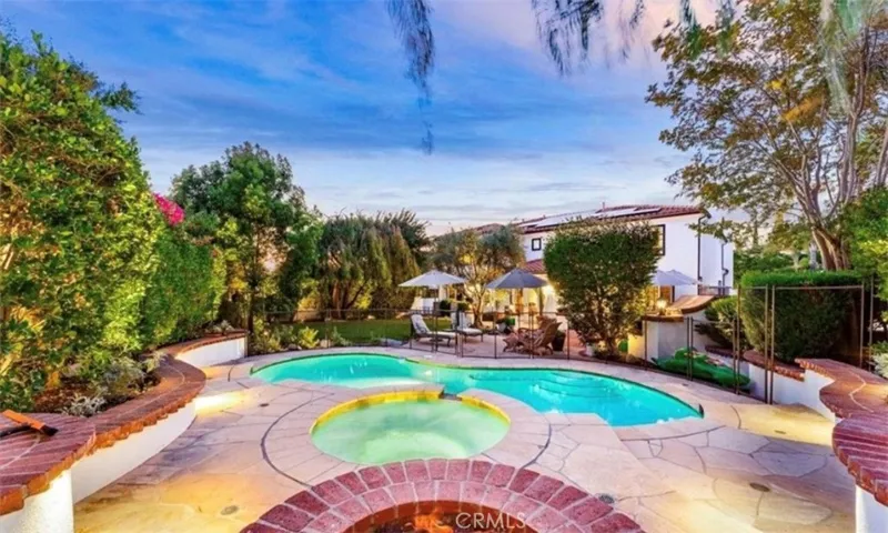 14 Wellbrook Place, Coto De Caza, California 92679